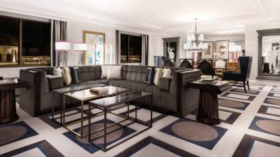  Palace Premium Suite 